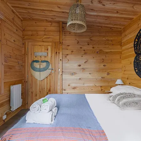 Les Cabanons De L'ouille Camping *