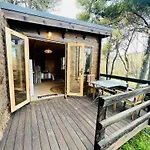 Camping Les Cabanons De L'ouille *