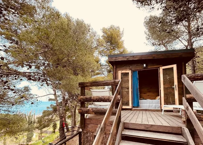 Les Cabanons De L'Ouille Camping