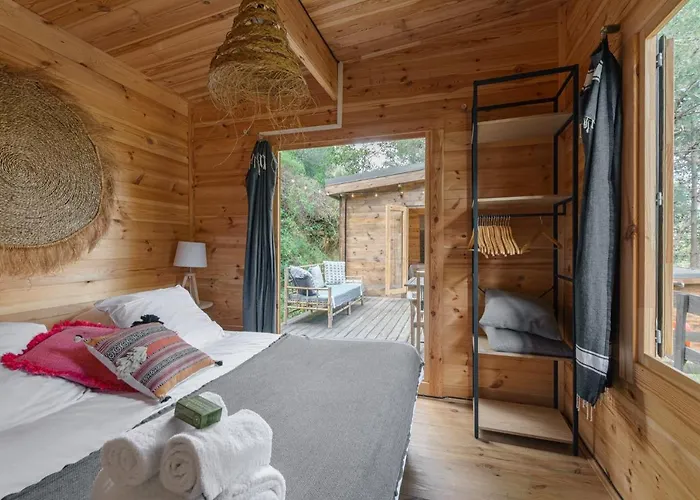 Les Cabanons De L'ouille Camping