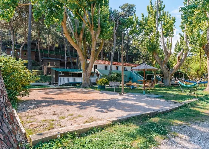 Les Cabanons De L'ouille Parque de Campismo