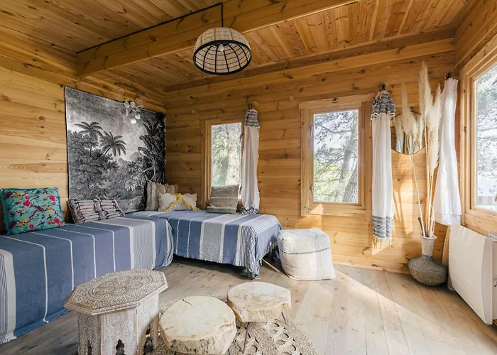 Les Cabanons De L'ouille Camping