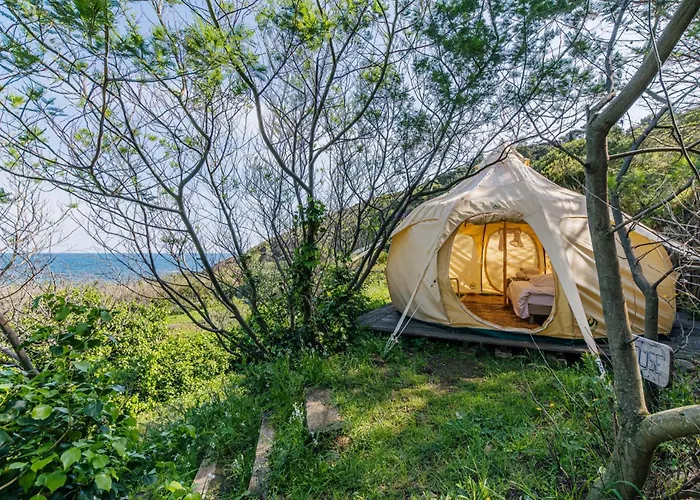 Camping Les Cabanons De L'ouille