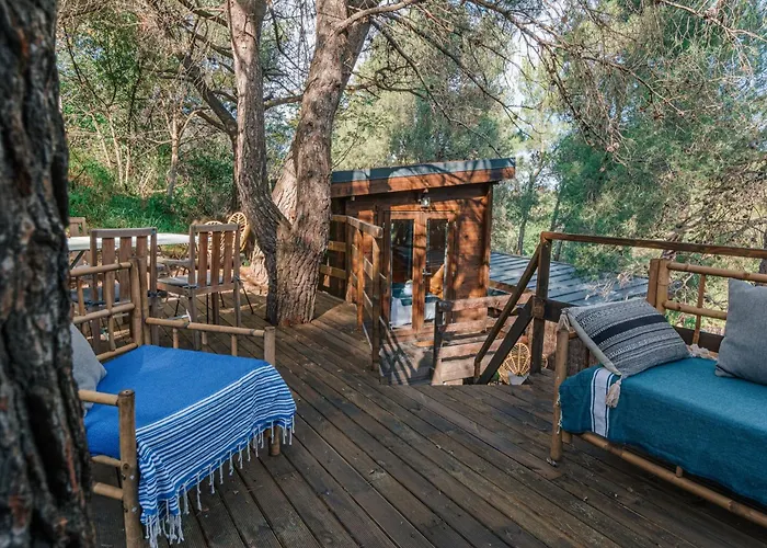 Les Cabanons De L'ouille Camping