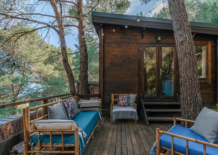 Camping Les Cabanons De L'ouille