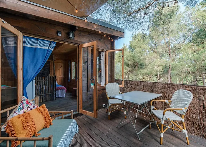 Camping Les Cabanons De L'ouille