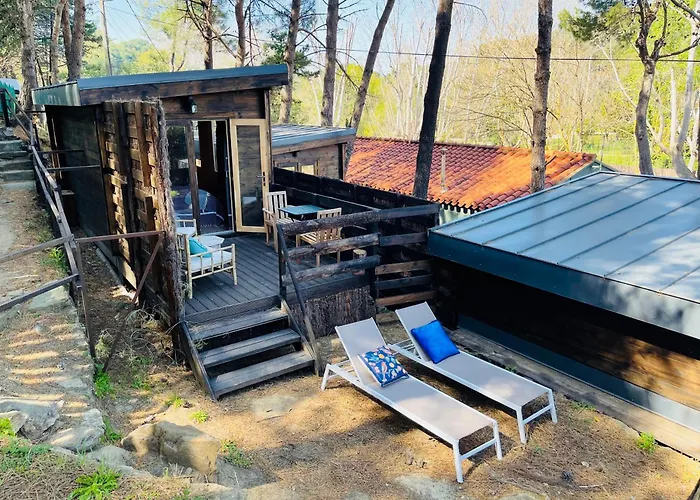 Les Cabanons De L'ouille Camping *