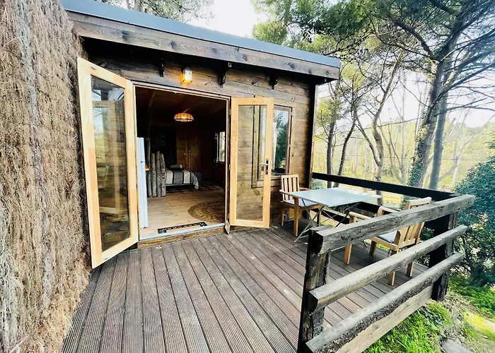 Camping Les Cabanons De L'ouille *