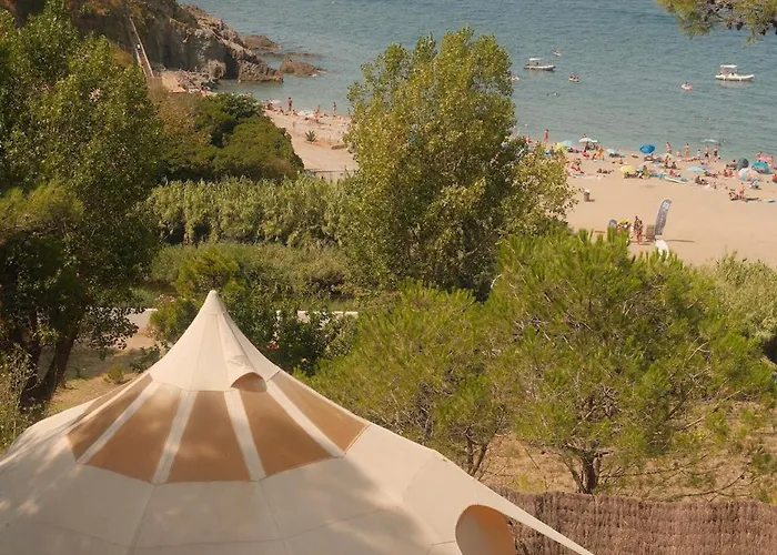 Les Cabanons De L'ouille Camping