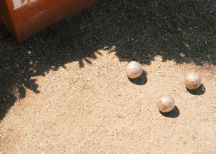 Les Cabanons De L'ouille Camping *